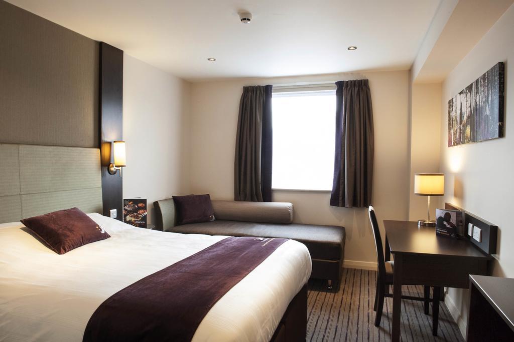 Premier Inn Aberdeen - Anderson Drive Εξωτερικό φωτογραφία